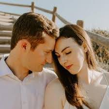 Erika Monasch's Instagram, Twitter & Facebook