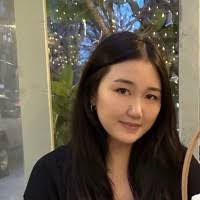 Amy Duvall's Instagram, Twitter & Facebook