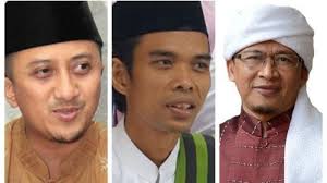 Pimpinan pondok pesantren daarul qur'an tampak mengunggah hasil swab test yang menunjukkan dua orang positif. Ustaz Yusuf Mansur Dukung Jokowi Begini Sikap Ustaz Abdul Somad Dan Aa Gym Warta Kota