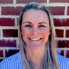 Holly Farris: Associate Professional Clinical Counselor