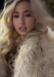 Alexandria Wolfe Mob Style Video