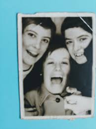 Mum and I were rummaging through an old suitcase of old things today. Not a  right lot in it, but it harks back to a time many folks remember well. 😃