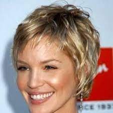 There aren't many haircuts for short hair, which could add volume and make them interesting. 50 Short Layered Haircuts That Are Classy And Sassy Hair Motive
