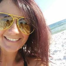 Roxanne Cagle's Instagram, Twitter & Facebook