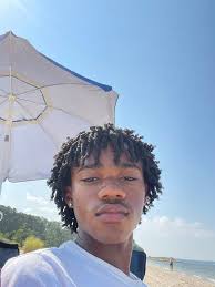 Renato Brito (brito67)