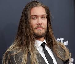 Willis Orengo's Instagram, Twitter & Facebook