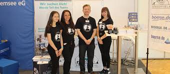 Service, events und politisches engangement für alle unternehmen in münchen und oberbayern. Der Borsenverlag Auf Der Ihk Jobfit Messe Boerse De