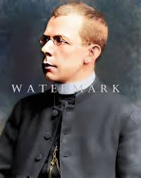 Thomas Byles's Instagram, Twitter & Facebook