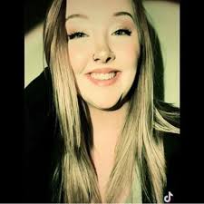 Jessica Renee Swift (@Jessica_Swift93)