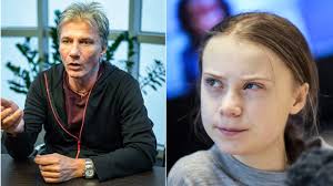 Szánkóztak, aztán hógolyózni is akartak, de. Bochkor Gabor Greta Thunberg Tevekenyen Amugy Mit Tesz A Bolygo Megmenteseert 24 Hu