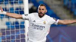 Profile page for real madrid football player karim benzema (striker). Real Madrid 2 0 Borussia Monchengladbach Karim Benzema Scores Twice To Book Last 16 Place Football News Sky Sports
