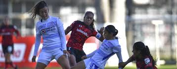 América va a su casa a cerrar la fase de cuartos de final de la liga mx femenil ante toluca, pero las diablitas no quieren dejar ir su oportunidad de arruinarle la fiesta a las águilas, e irán a coapa para sacar el resultado y vencer por segunda vez en el campeonato profesional femenino de méxico al. Liga Mx Femenil Toluca Rescata Un Empate Ante Cruz Azul