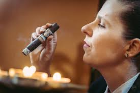 Alec Bradley's Instagram, Twitter & Facebook