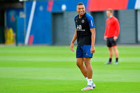 Mbappe Side On Twitter In 2020 Football Sides Paris Saint Germain