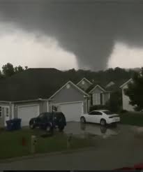 There was also severe flooding (picture: 2016 London Ontario Tornado Cw Hypothetical Tornadoes Wiki Fandom