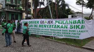 We did not find results for: Bentangkan Spanduk Driver Gojek Pekanbaru Galang Tanda Tangan Petisi Penghapusan Aplikasi Tuyul Tribun Pekanbaru