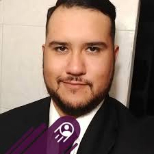 Por eso antes de subir cualquier foto a redes sociales asegúrense de  revisar el entorno 😳