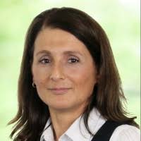 100+ perfiles de «Selma»