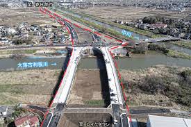 外環道～春日部が信号ゼロに！ 新ルート「東埼玉道路」はどこまでできた？ 高架部の橋脚工事もいよいよ本格化か【いま気になる道路計画】（KURU KURA（くるくら））