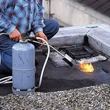 Reboucher La Fuite D Un Toit Terrasse Tutoriel Toiture Terrasse Sale De Bain Isolation Exterieur