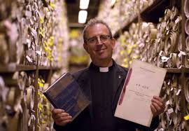 First look as Maura Higgins and Richard Coles join I’m A Celeb