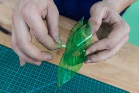 Image result for plašič krtků z pet lahve