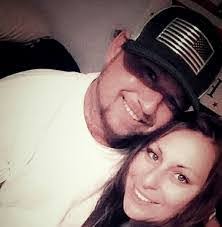 Heather Eakin's Instagram, Twitter & Facebook