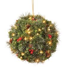 Boule De Sapinage Illumine Avec Petits Fruits Rouges Et Cocottes Kissing Ball Pre Lit Garland National Tree Company