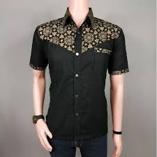 Baju batik apa yang bagus untuk dipakai hari ini? Harga Baju Polos Terbaik Batik Pakaian Pria Mei 2021 Shopee Indonesia
