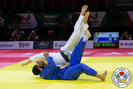 Le portail boursorama.com compte plus de 30 millions de visites mensuelles et plus de 290 millions de pages vues par mois, en moyenne. Judoinside Matthias Casse Judoka