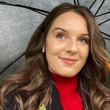 Suzanne Corcoran (@Suziec48)