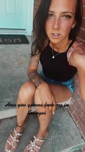 #fyp #lookmeintheeyes #gotme #how #ItsGreatOutdoors￼ #likeabombshell￼  #pretty #sunkissed #heretonight #thisoutfit #brownhair #sandals #whitetoes  #fancy