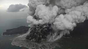 Browse 72,577 tsunami stock photos and images available, or search for tsunami wave or tsunami japan to find more great stock photos and pictures. Anak Krakatau Schock Bilder Video Zeigt Verheerenden Vulkanausbruch News De