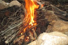 The fire keeps getting hotter with more air drawn into the pit. How To Make A Virtually Smokeless Fire Pit The Alpha Survivalist
