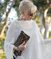 These modern looks are the best short hairstyles for women of any age, but look particularly attractive on trendy women over 40! The Cutest Short Hairstyles Over 40