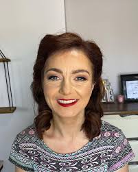 Vintage Glam 💄 Throwback to my client in May… No 1950's makeup is complete  without Mac Ruby Woo lipstick @maccosmeticsuk