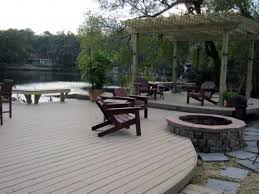 It puts out 35,000 btu of heat, enough to keep people seated around it warm. Top 50 Best Deck Fire Pit Ideas Wood Safe Designs
