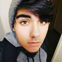 Tom Hermsen's Instagram, Twitter & Facebook