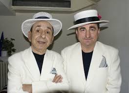Moraru îşi ţine clienţii alături de poza lui nicolae ceauşescu. Nae LÄzÄrescu A Murit Teatrul Va Fi Mai SÄrac FÄrÄ El