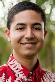 Five UH Hilo students receive awards for their extraordinary leadership  skills