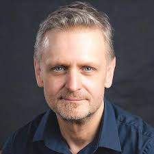 Journey from Heartache to Hope: Piorkowski, Chris: 9798887382821:  Amazon.com: Books