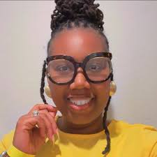 Ion see how yall n!ggas got a gf now days these hoes been with ya homeboy,  texting yo cousin, fuckin they ex, pusssssy stretched longer than 15th  street, want you to buy