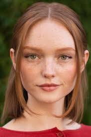 Samantha Cormier's Instagram, Twitter & Facebook