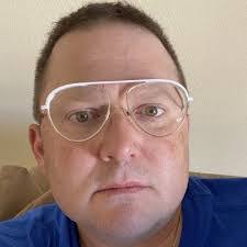 Dante Siciliano's Instagram, Twitter & Facebook