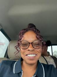 Hello, I'm Jessica and something to know about me is love serving and  connecting with fabulous women