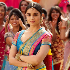 Alia Bhatt S Style In Two States Movie Decoded Alia Bhatt Saree Bollywood Saree Bollywood Actress alia bhatt saree bollywood saree