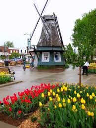 You'll find excellent public and private schools, new and historic neighborhoods, and a safe place to call home. Pin By Heidi Crawford On A Mother S Dream Iowa Travel Pella Iowa Pella