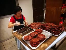This helps give their bak kwa a distinctly smoky and caramelised flavour, coupled with the right amount of fat and meat. Wing Heong Bbq Meat Picture Of Wing Heong Bbq Meat Kuala Lumpur Tripadvisor
