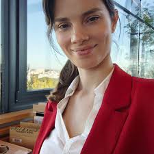 Manuela Becerra (@manueladoloresbecerra) • Facebook