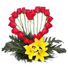 Won't you get happy after receiving lovely and beautifully arranged flowers from someone special to you on your day? Red Rose Flower Heart Arrangement Picture